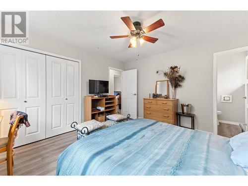 412 Vanderlinde Drive, Keremeos, BC - Indoor Photo Showing Bedroom