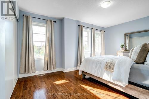 101 Fernglen Crescent, Whitchurch-Stouffville, ON - Indoor Photo Showing Bedroom