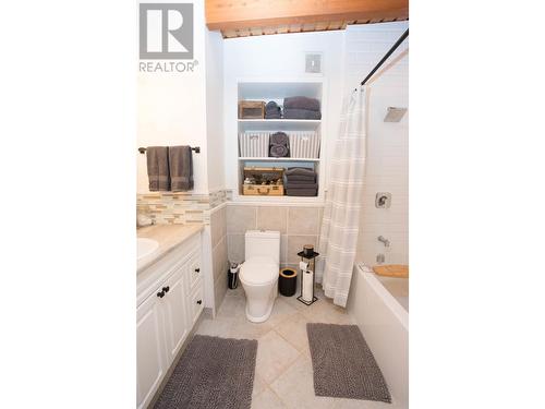 1440 Taylor Drive, Prince George, BC - Indoor Photo Showing Bathroom