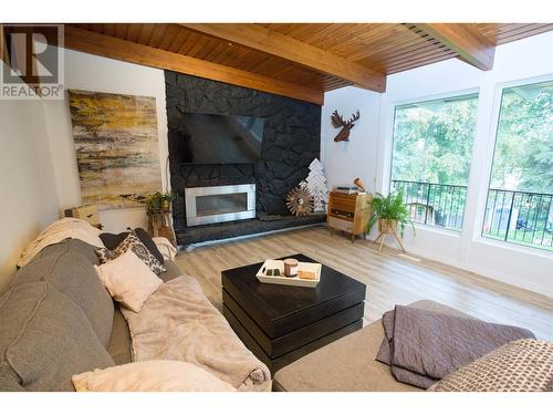 1440 Taylor Drive, Prince George, BC - Indoor Photo Showing Living Room With Fireplace