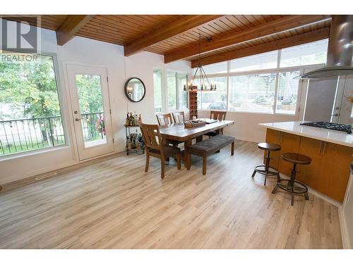 1440 Taylor Drive, Prince George, BC - Indoor Photo Showing Dining Room