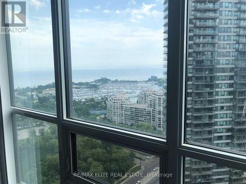 3205 - 2212 Lake Shore Boulevard W, Toronto, ON - Indoor Photo Showing Other Room