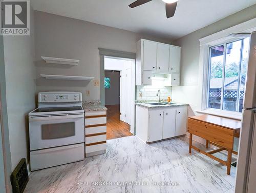 Main - 80 Chestnut Street, Kitchener, ON - Indoor Photo Showing Kitchen