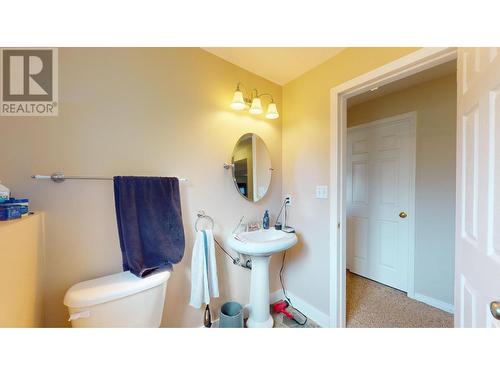 1641 Staple  Crescent, Cranbrook, BC - Indoor Photo Showing Bathroom