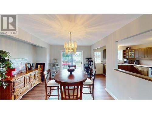 1641 Staple  Crescent, Cranbrook, BC - Indoor Photo Showing Dining Room