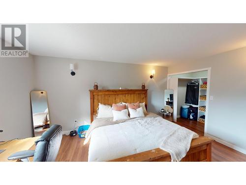 1641 Staple  Crescent, Cranbrook, BC - Indoor Photo Showing Bedroom