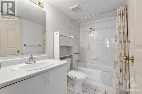 1440 Heron Road Unit#509, Ottawa, ON - Indoor Photo Showing Bathroom