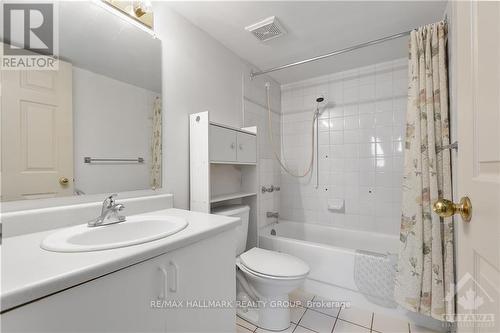 509 - 1440 Heron Road, Ottawa, ON - Indoor Photo Showing Bathroom