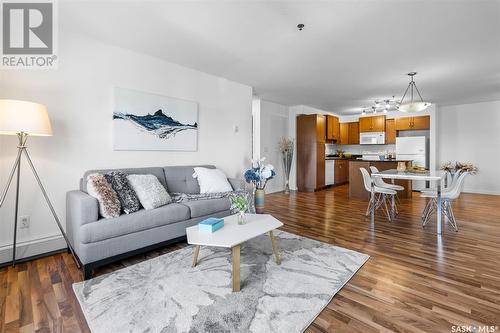 219 326 Herold Road, Saskatoon, SK - Indoor Photo Showing Living Room