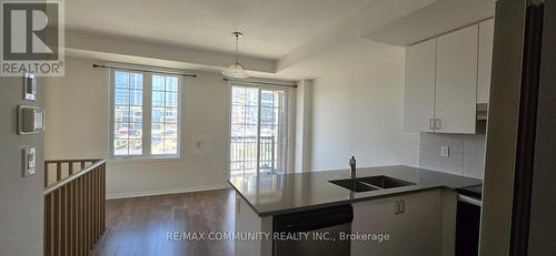 2550 Larida Path, Oshawa, ON - Indoor Photo Showing Kitchen With Double Sink