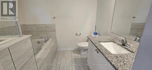 2550 Larida Path, Oshawa, ON - Indoor Photo Showing Bathroom