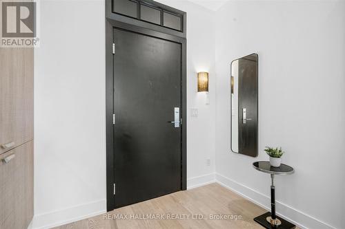 203 - 66 Kippendavie Avenue, Toronto, ON - Indoor Photo Showing Bedroom