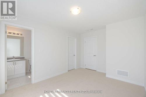 183 Rosanne Circle, Wasaga Beach, ON - Indoor Photo Showing Other Room