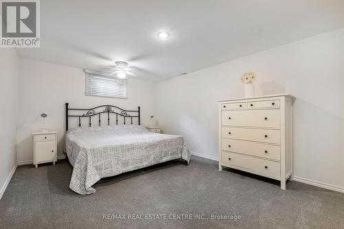 698 Marley Road, Burlington, ON - Indoor Photo Showing Bedroom