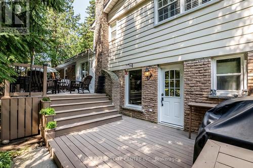 698 Marley Road, Burlington, ON - Outdoor With Deck Patio Veranda