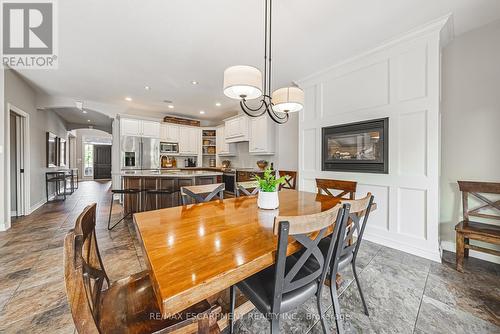 178 Brookhaven Court, Welland, ON - Indoor Photo Showing Dining Room