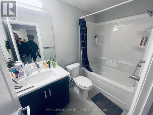 57 - 601 Lions Park Drive, Strathroy-Caradoc, ON - Indoor Photo Showing Bathroom