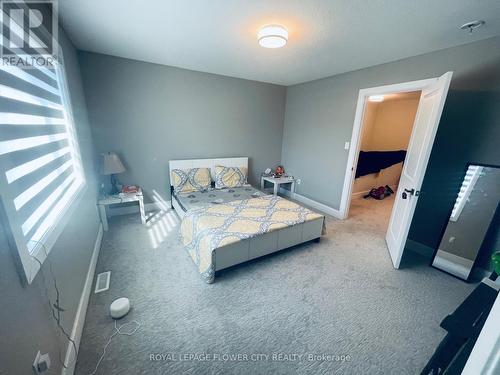 57 - 601 Lions Park Drive, Strathroy-Caradoc, ON - Indoor Photo Showing Bedroom