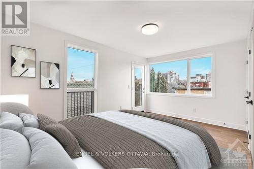 75 Guigues Avenue, Ottawa, ON - Indoor Photo Showing Bedroom