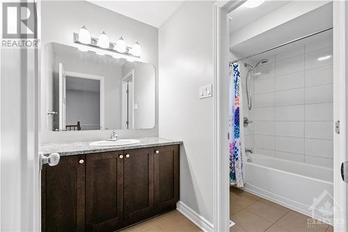 739 White Alder Avenue, Ottawa, ON - Indoor Photo Showing Bathroom