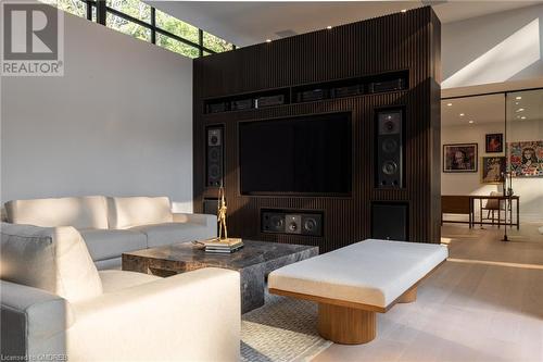 210 Chartwell Road, Oakville, ON - Indoor Photo Showing Living Room With Fireplace