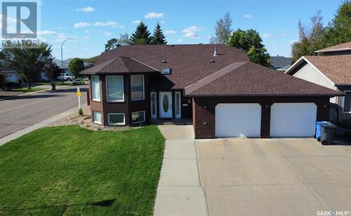 2501 Blue Jay Crescent, North Battleford, SK - Outdoor