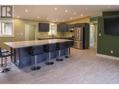 892 Dominion Street, Mcbride, BC - Indoor Photo Showing Kitchen With Upgraded Kitchen