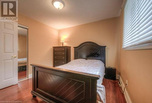 331 Dolph Street N, Cambridge, ON - Indoor Photo Showing Bedroom