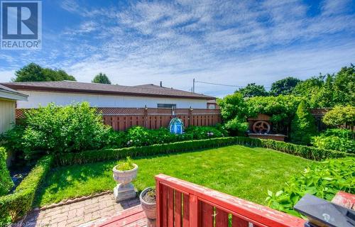 331 Dolph Street N, Cambridge, ON - Outdoor With Backyard