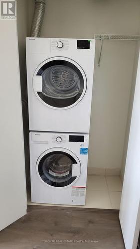 0418 - 20 Richardson Street, Toronto, ON - Indoor Photo Showing Laundry Room