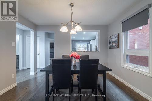 5967 Cherrywood Place, Mississauga, ON - Indoor Photo Showing Dining Room