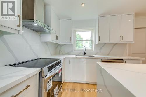 2055 Leighland Road, Burlington, ON - Indoor Photo Showing Kitchen