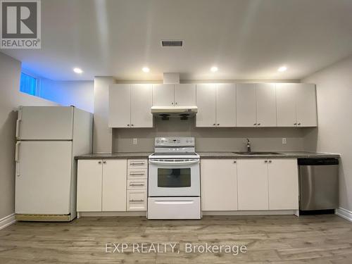 Lower - 40 Locust Terrace, Markham, ON - Indoor Photo Showing Kitchen