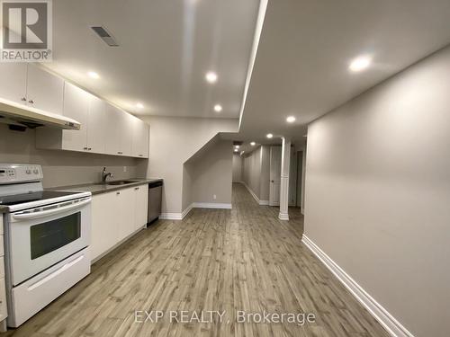 Lower - 40 Locust Terrace, Markham, ON - Indoor Photo Showing Kitchen