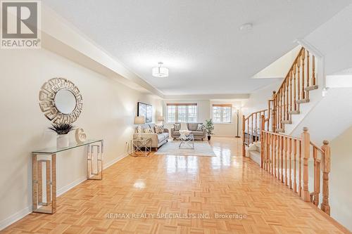 791 Candlestick Circle, Mississauga, ON - Indoor Photo Showing Other Room