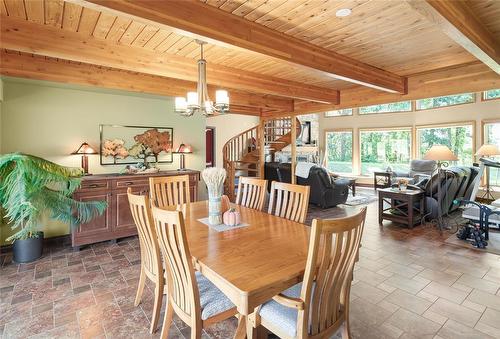 156 Peltz Drive, St Clements, MB - Indoor Photo Showing Dining Room