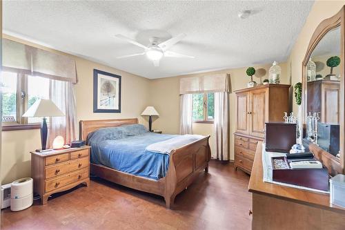 156 Peltz Drive, St Clements, MB - Indoor Photo Showing Bedroom