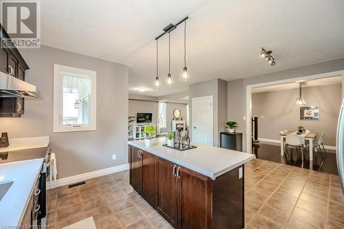 905 Valebrook Court, Kitchener, ON - Indoor Photo Showing Kitchen