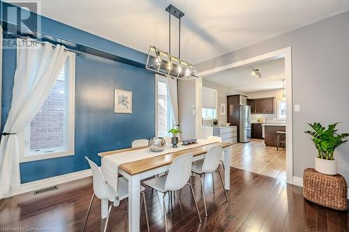 905 Valebrook Court, Kitchener, ON - Indoor Photo Showing Dining Room