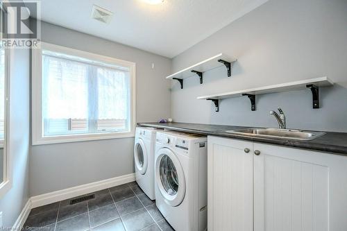 905 Valebrook Court, Kitchener, ON - Indoor Photo Showing Laundry Room