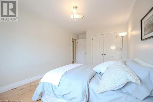 905 Valebrook Court, Kitchener, ON - Indoor Photo Showing Bedroom