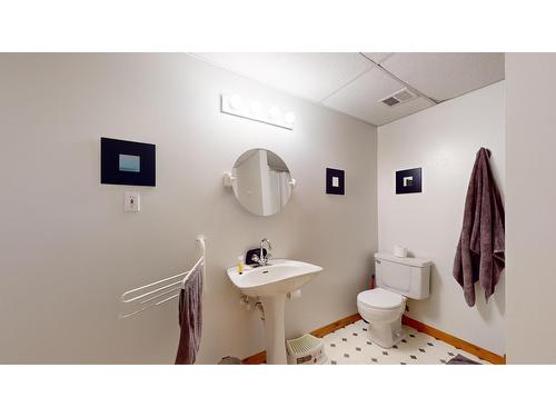 1616 Mt Proctor Place N, Cranbrook, BC - Indoor Photo Showing Bathroom