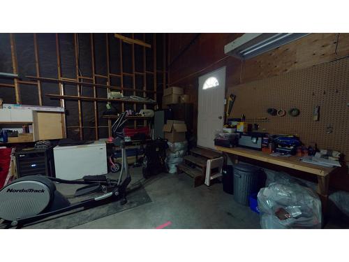 1616 Mt Proctor Place N, Cranbrook, BC - Indoor Photo Showing Garage