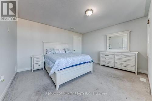 1 Weir Street, Bradford West Gwillimbury, ON - Indoor Photo Showing Bedroom