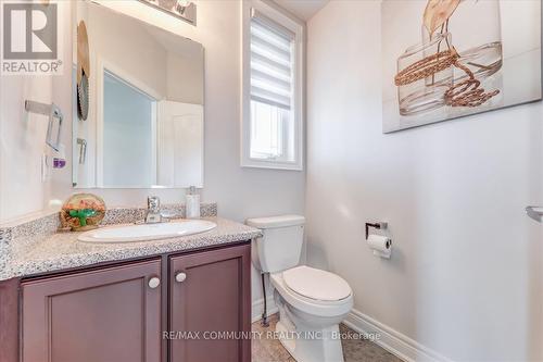 1 Weir Street, Bradford West Gwillimbury, ON - Indoor Photo Showing Bathroom