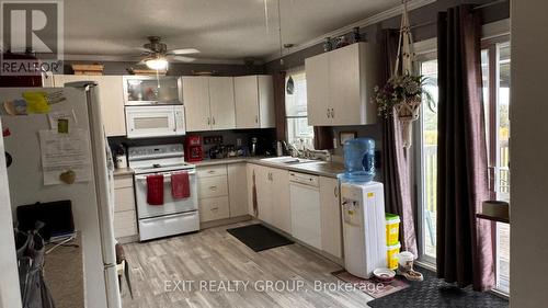 105 County Road 12, Greater Napanee, ON - Indoor Photo Showing Kitchen