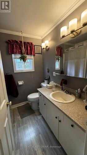 105 County Road 12, Greater Napanee, ON - Indoor Photo Showing Bathroom