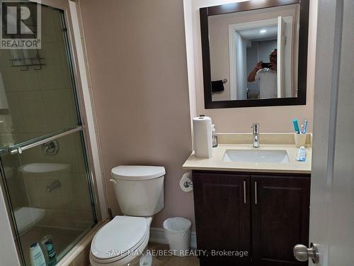 Bsmt - 4 Singletree Road, Brampton, ON - Indoor Photo Showing Bathroom