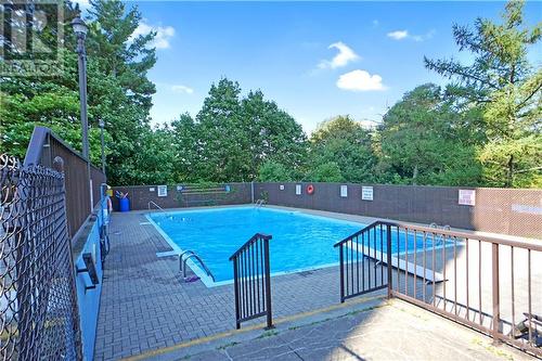 Swimming pool - 1195 Richmond Road Unit#1507, Ottawa, ON - Outdoor With In Ground Pool