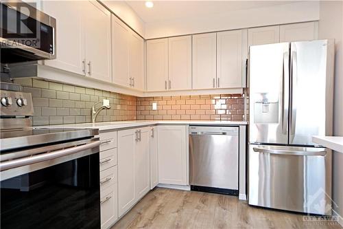 Kitchen - 1195 Richmond Road Unit#1507, Ottawa, ON - Indoor Photo Showing Kitchen With Stainless Steel Kitchen